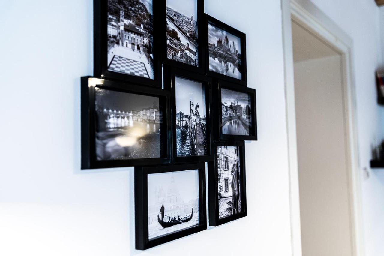 バッサーノ・デル・グラッパVicolo J. Da Ponte - Bassano Centro Storicoアパートメント エクステリア 写真